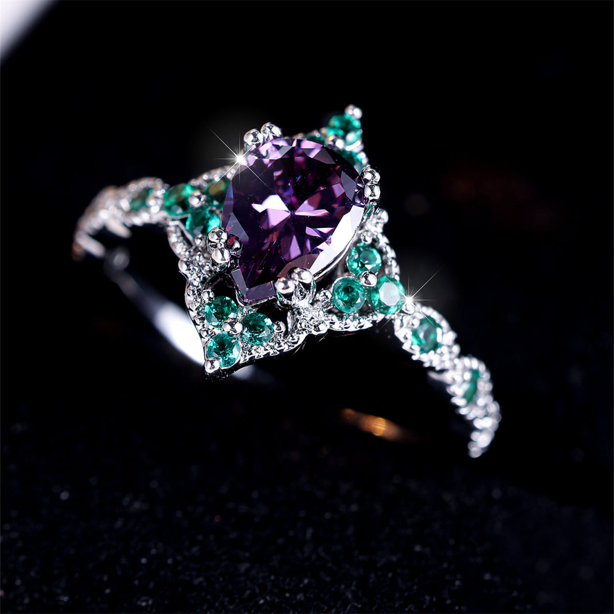 Veyra Ring Wassertropfen – Elegant & Schlicht