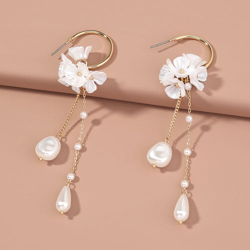 Veyra Baroque Pearl Tassel Earrings - C-shaped in Gold