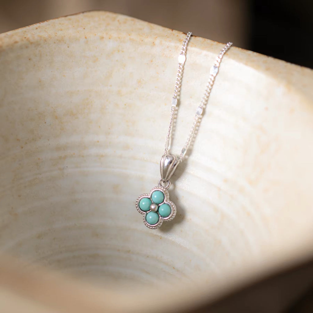 Veyra Turquoise Clover Necklace - 999 Silver Fresh & Elegant
