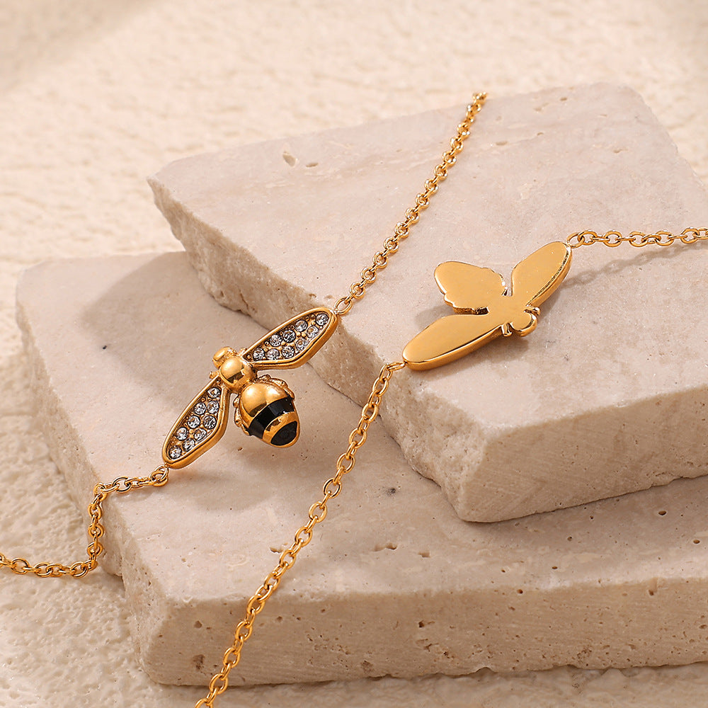 Veyra Bienen-Armband – Weiße Zirkonia in Gold