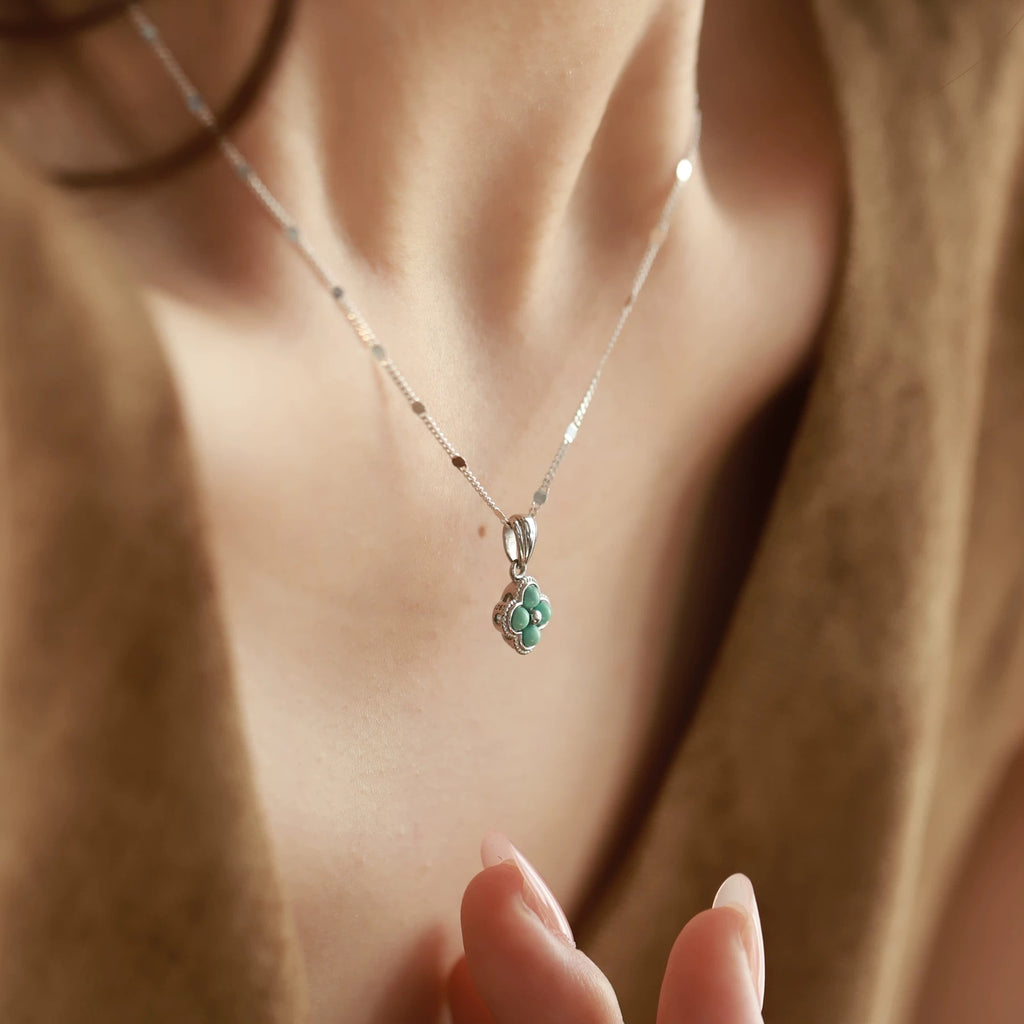 Veyra Turquoise Clover Necklace - 999 Silver Fresh & Elegant