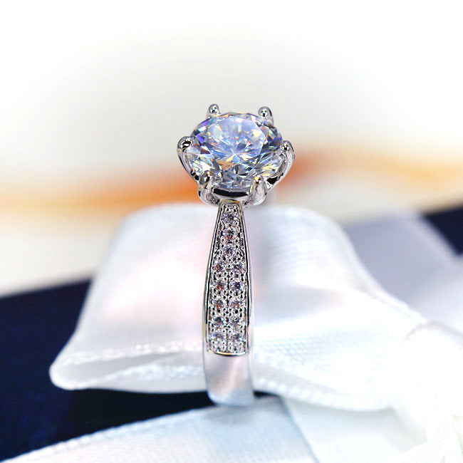Veyra Luxus Moissanit Ring – Runder Wickelring mit Diamant-Optik